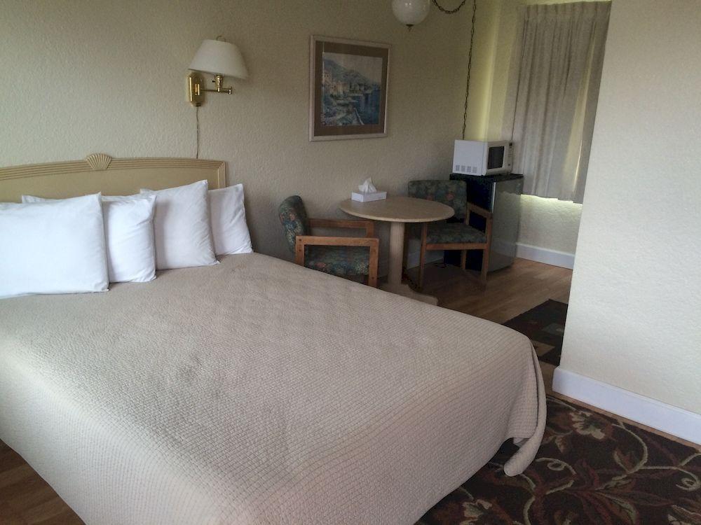 Fir Grove Motel Reedsport Buitenkant foto