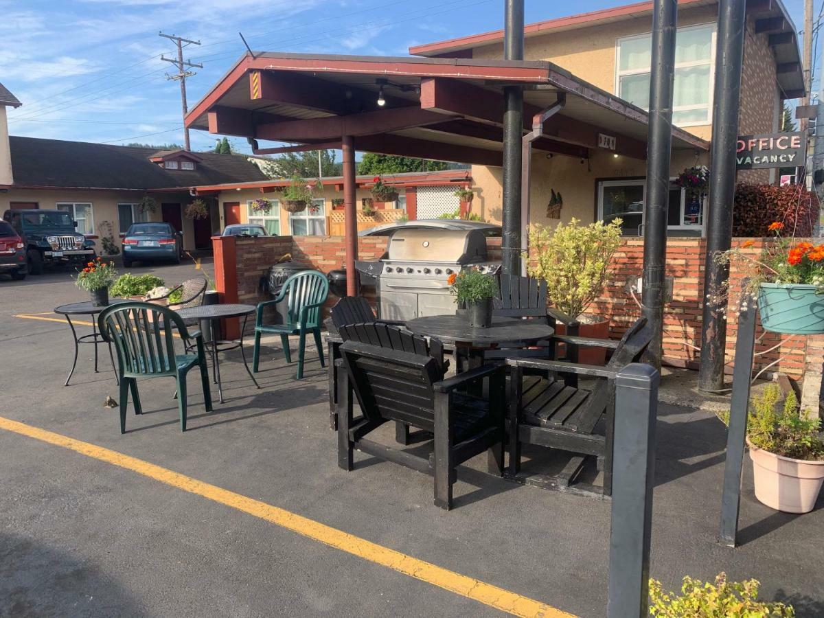 Fir Grove Motel Reedsport Buitenkant foto