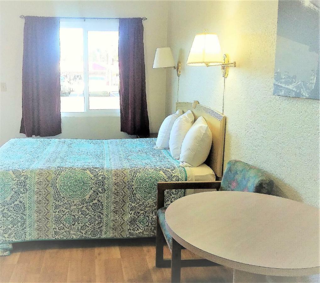 Fir Grove Motel Reedsport Buitenkant foto